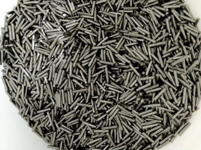 kim inox từ tính. SUS 304